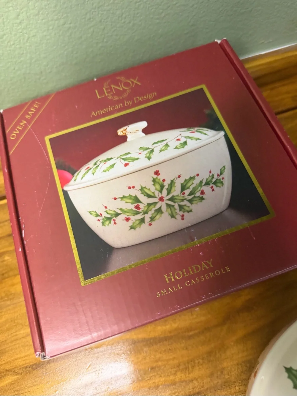 Lenox Holiday Holly Covered Casserole Dish - White, Green, Red